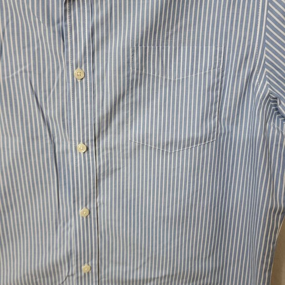 Croft & Barrow Mens M Short Sleeve Dress Shirt Easy Care Blue & White Striped - Picture 6 of 10
